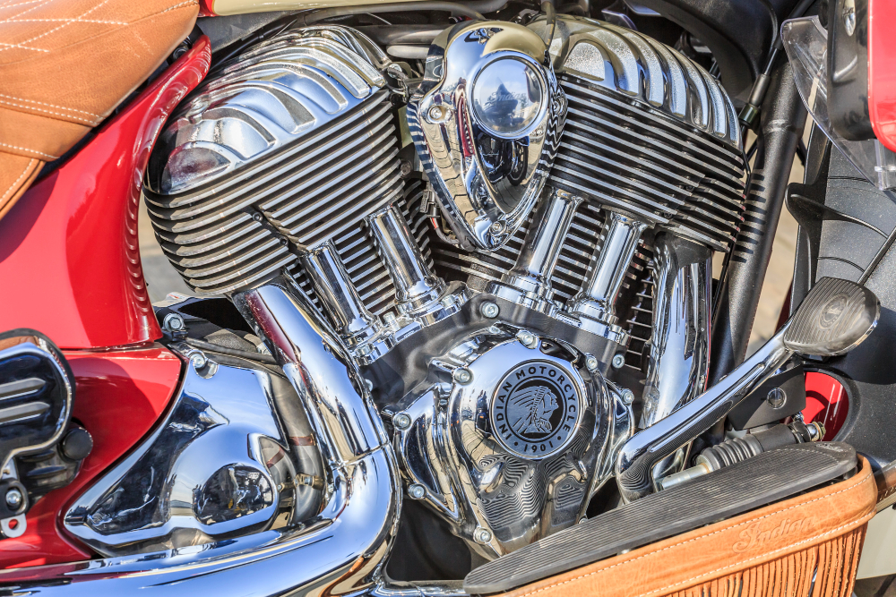 Motor V-twin de Indian Motorcycle cromado — gran cilindrada moto cruiser